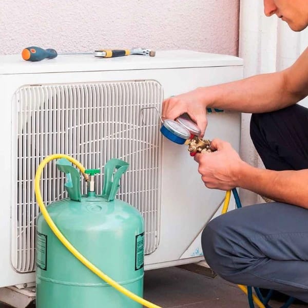 AC Gas Refill