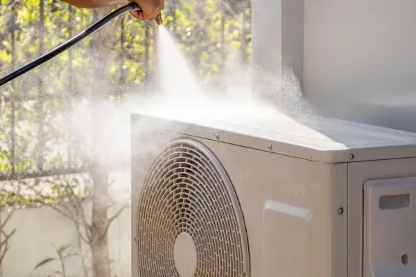Cleaning & Maintenance